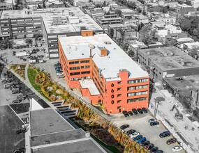 6600 Rue Saint-Urbain, Montréal, QC - aerial  map view