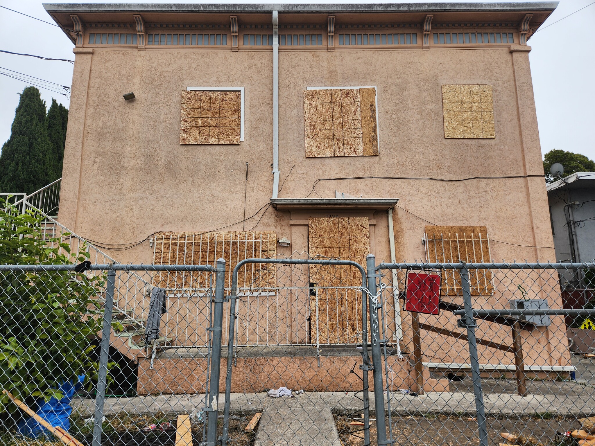 1226 73rd Ave, Oakland, CA for sale Primary Photo- Image 1 of 14