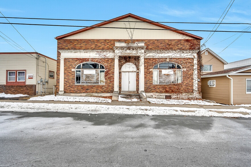 531 George St, Throop, PA for sale - Primary Photo - Image 1 of 8