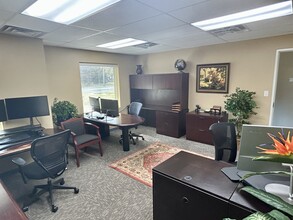 1321 W Randol Mill Rd, Arlington, TX for lease Interior Photo- Image 1 of 1