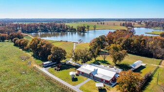 475 Brent Rd, Barnesville GA - Ghost Kitchen