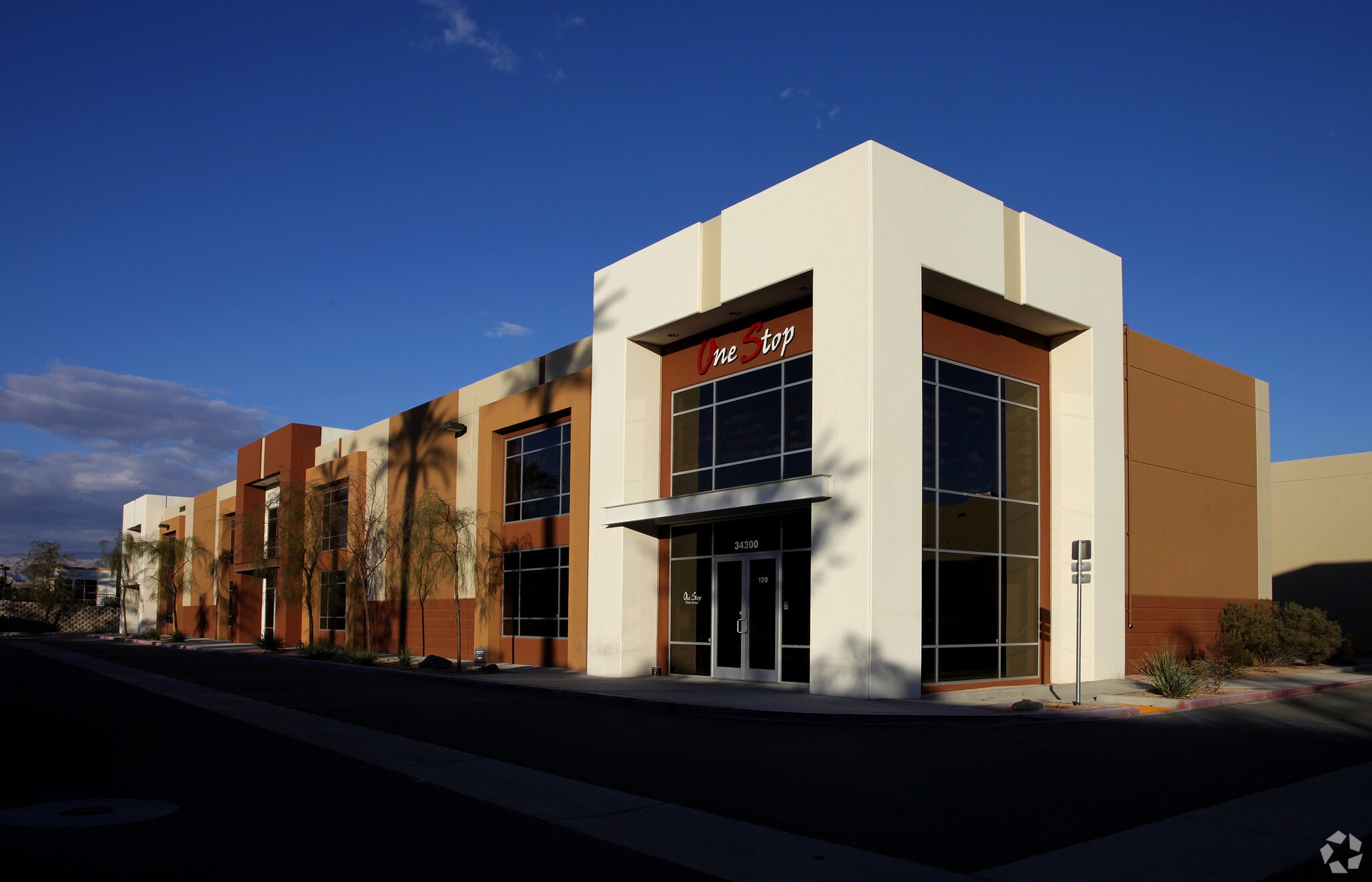 34300 Gateway Dr, Palm Desert, CA for sale Primary Photo- Image 1 of 4