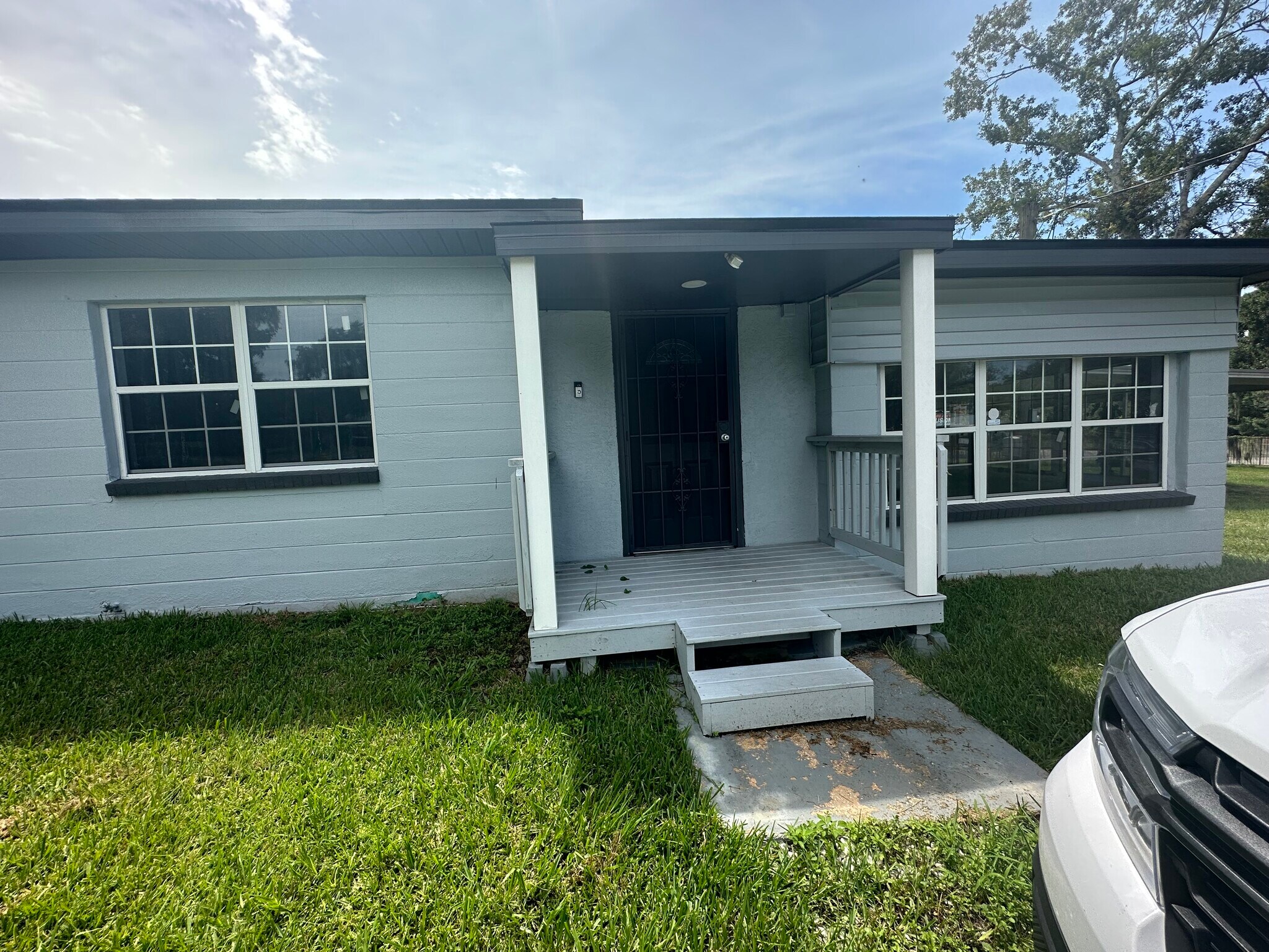 3030 North Falkenburg Road Tampa - 8t0k9y3