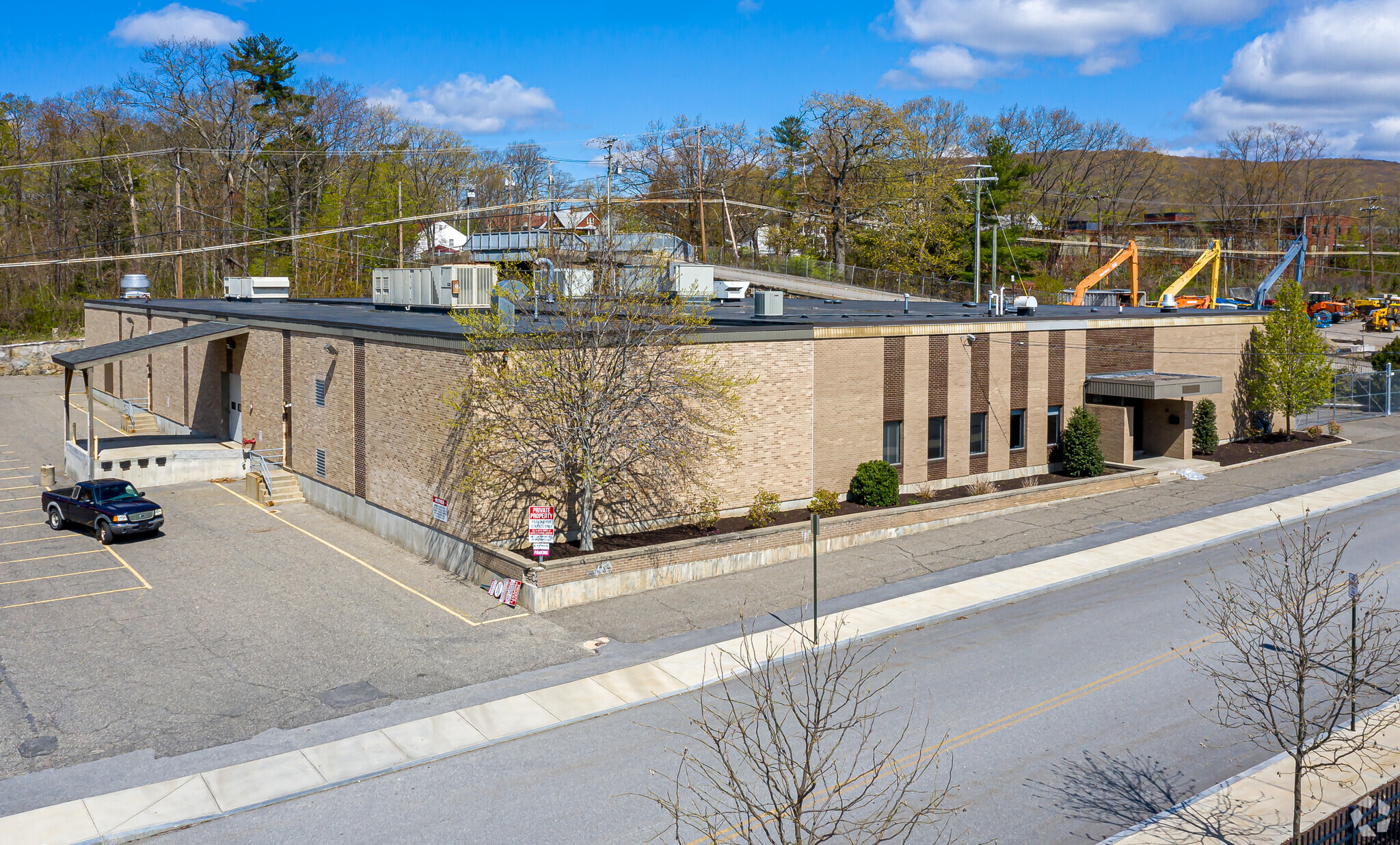 151 Field St, Torrington, CT for sale Primary Photo- Image 1 of 5