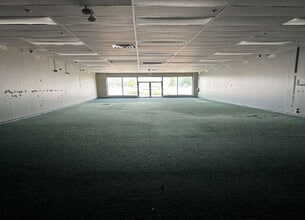 2515 Ellsworth Rd, Ypsilanti, MI for lease Interior Photo- Image 2 of 4