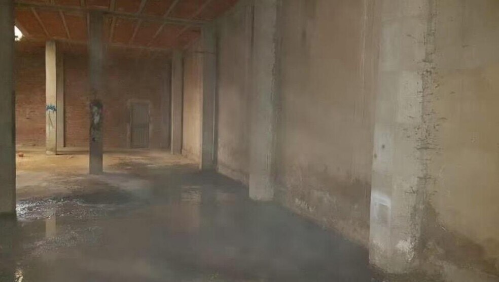 Retail in Gandia for sale - Building Photo - Image 2 of 9