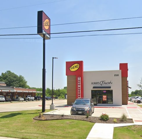 2320 N Main St, Paris, TX for lease - Primary Photo - Image 1 of 1
