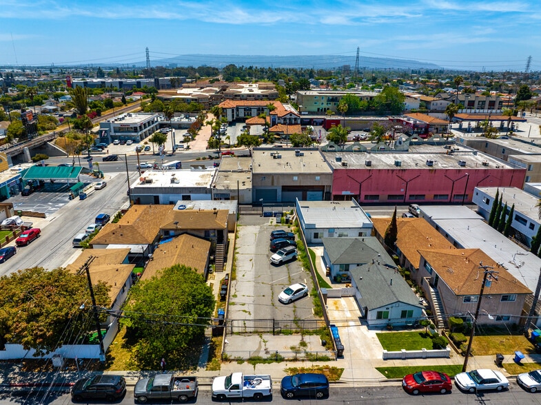 4708 173rd St, Lawndale, CA for sale - Building Photo - Image 2 of 3