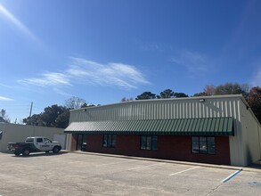 220 Commerce Pky, Pelham, AL for lease Interior Photo- Image 1 of 3