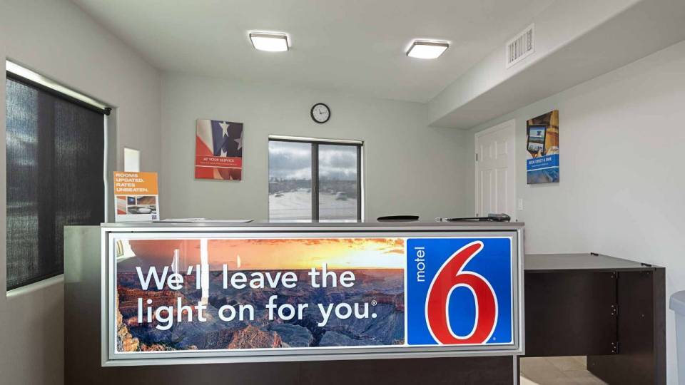 1290 E Deuce of Clubs, Show Low, AZ for sale Building Photo- Image 1 of 1