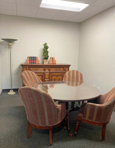 525 E Sybelia Ave, Maitland, FL for lease - Interior Photo - Image 2 of 2