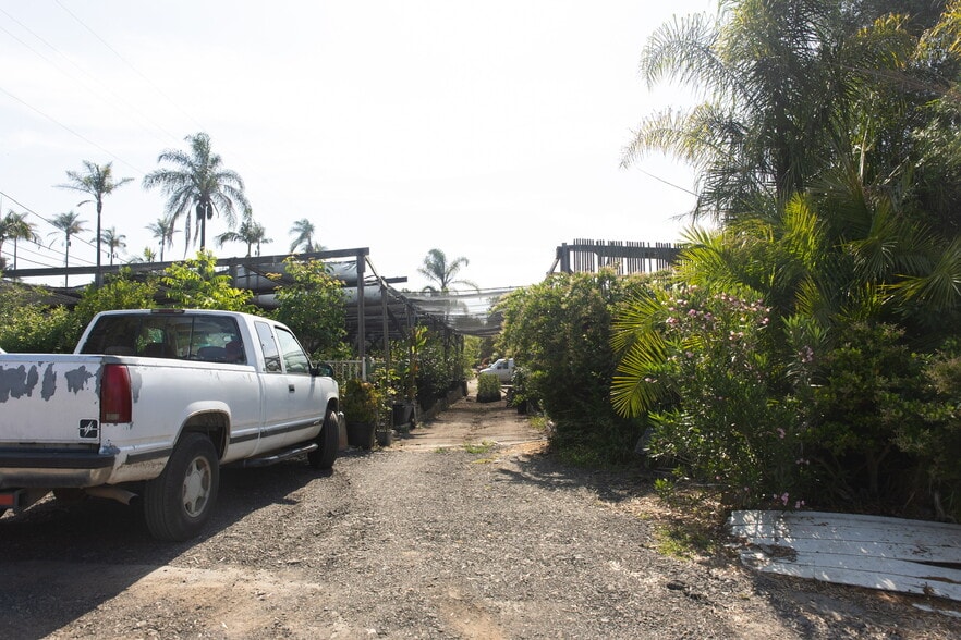 3129 Reche Rd, Fallbrook, CA for sale - Building Photo - Image 3 of 37