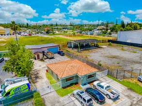 4609 SW 44th Ave, Davie, FL for lease Building Photo- Image 2 of 31