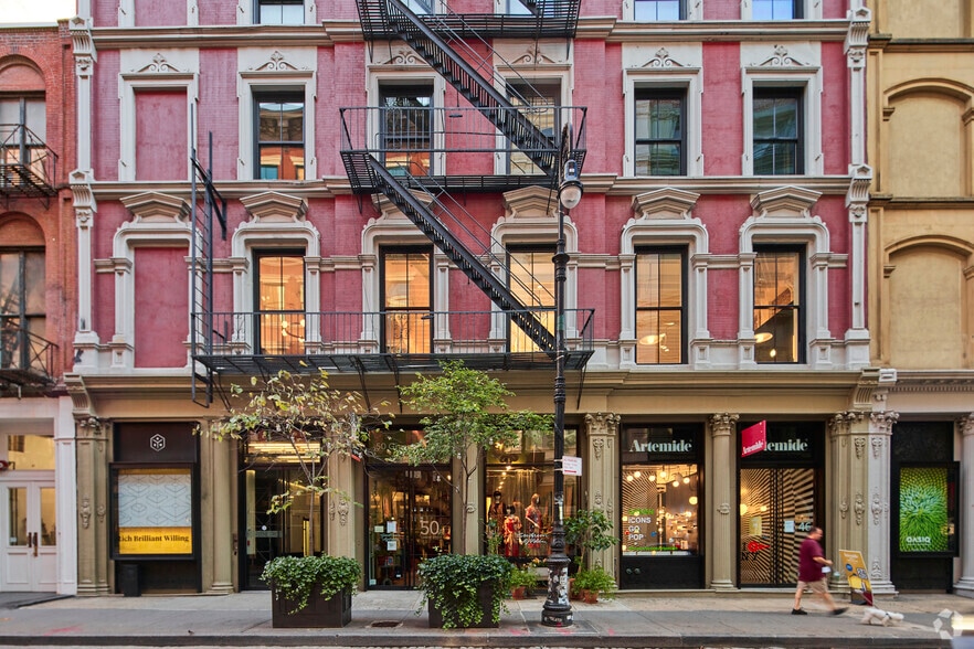 46-50 Greene St, New York, NY for lease - Building Photo - Image 3 of 14