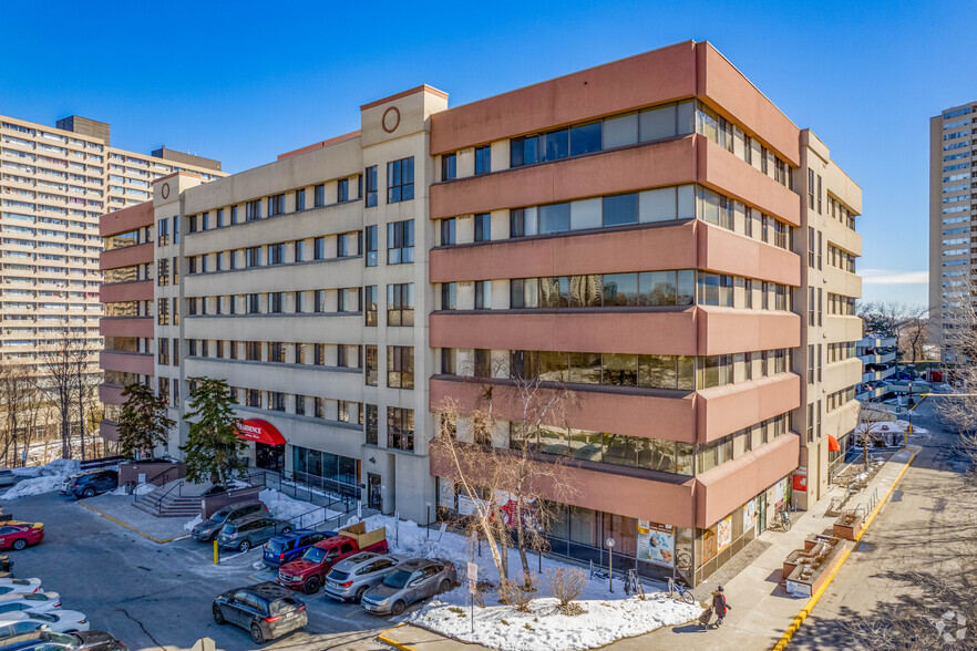 10 Gateway Blvd, Toronto, ON for sale - Primary Photo - Image 1 of 1
