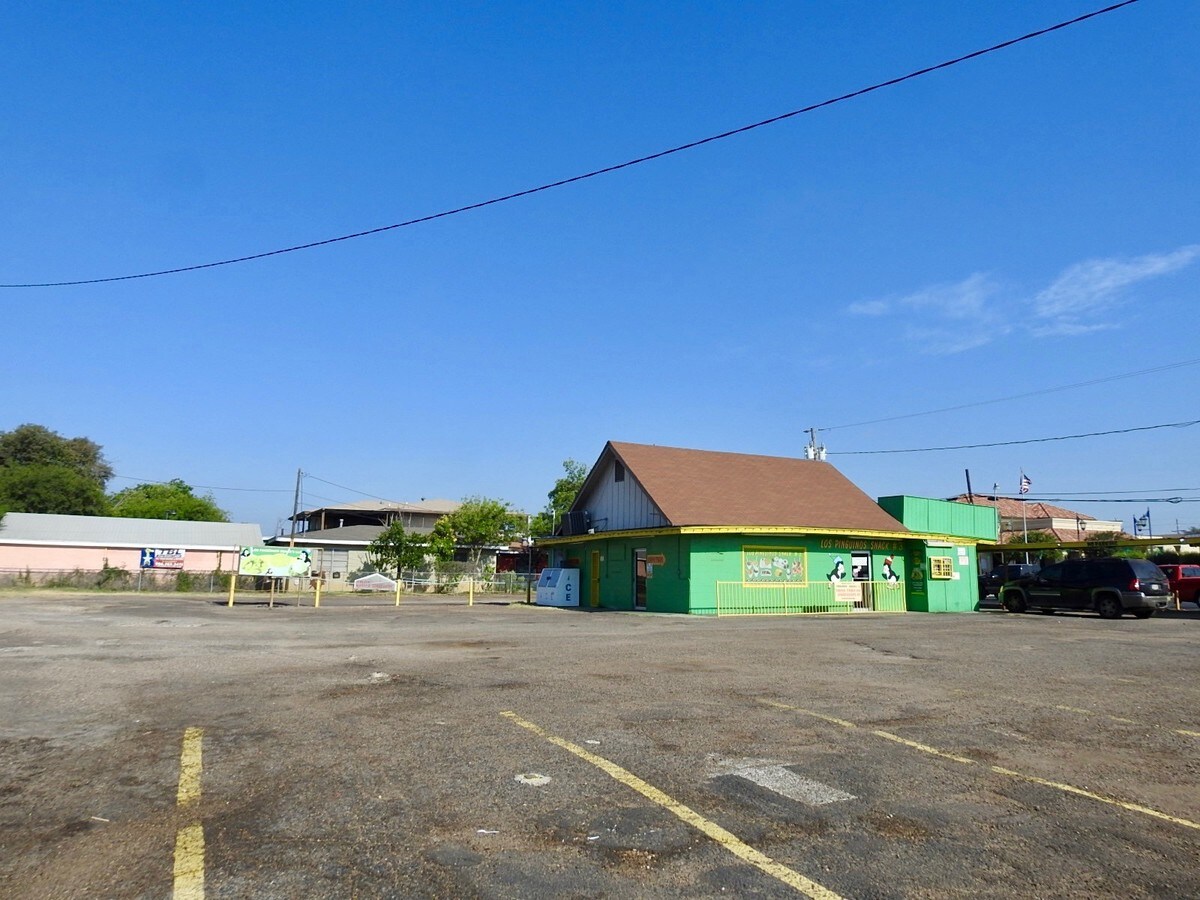 2119 Guadalupe St, Laredo, TX 78043