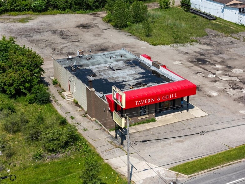 8701 Inkster Rd, Westland, MI for sale - Building Photo - Image 3 of 9