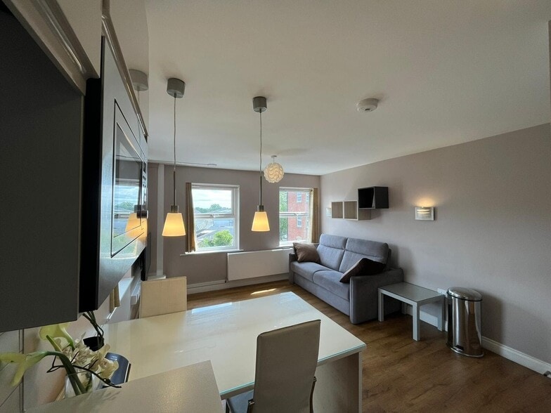 2 Fishergate Ct, Preston for sale - Building Photo - Image 1 of 46