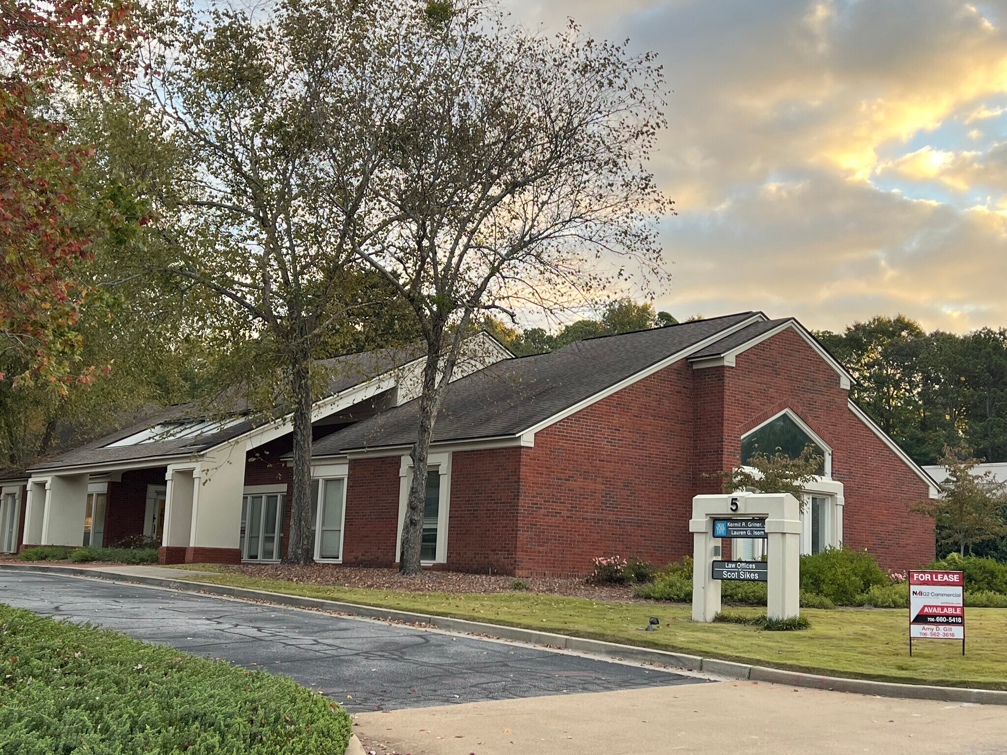 5 Bradley Park Ct, Columbus, GA for sale Primary Photo- Image 1 of 1