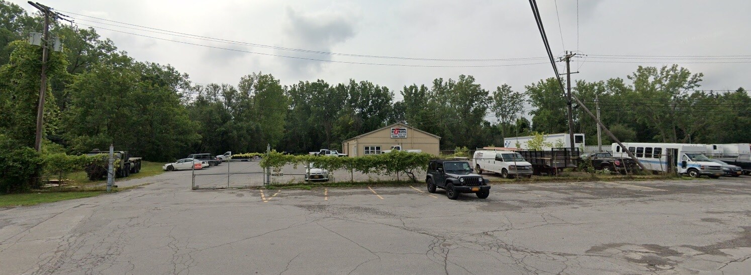 6495 Transit Rd, Bowmansville, NY for lease Primary Photo- Image 1 of 3
