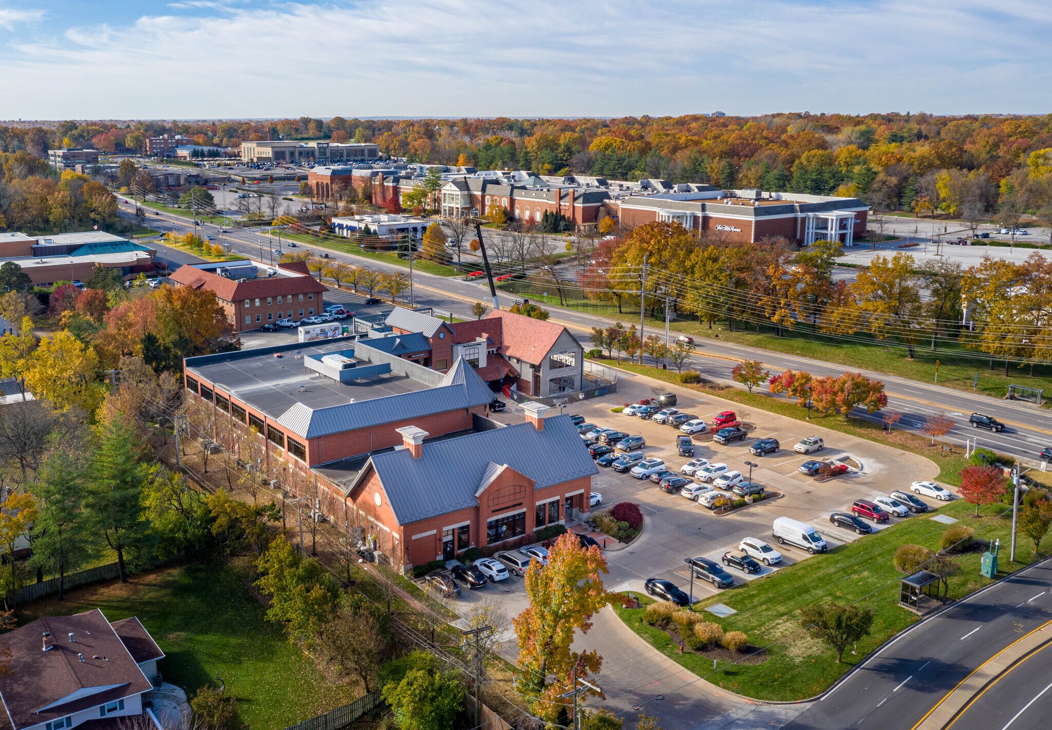 15001600 S Lindbergh Blvd, Saint Louis, MO 63131 The Village at