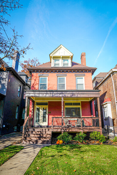 18-Unit in Lawrenceville & Highland Park portfolio of 12 properties for sale on LoopNet.com - Building Photo - Image 2 of 12