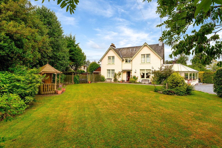 St. Andrews Crescent, Pitlochry for sale - Building Photo - Image 1 of 13