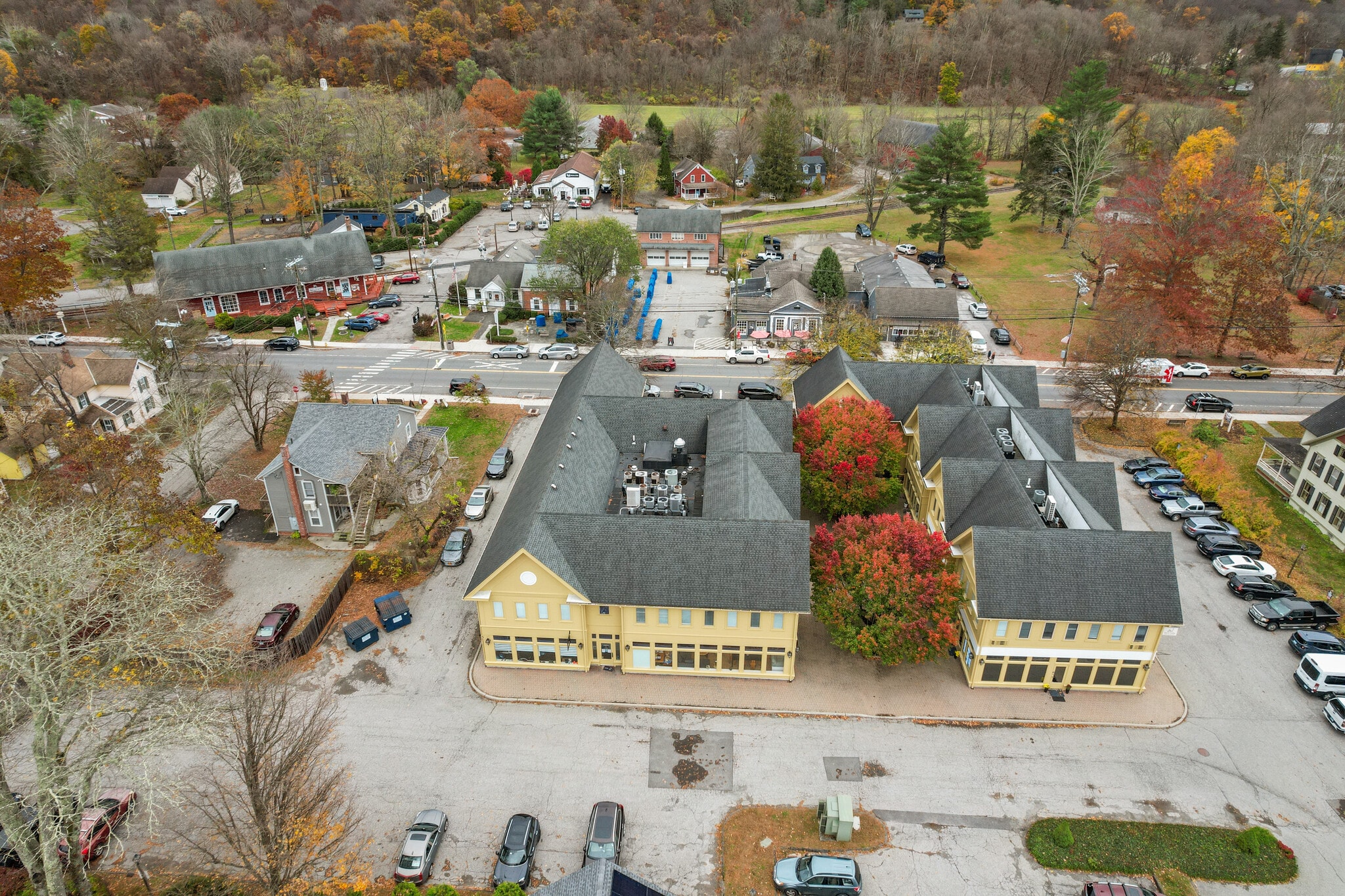 25 N Main St, Kent, CT for lease Aerial- Image 1 of 37