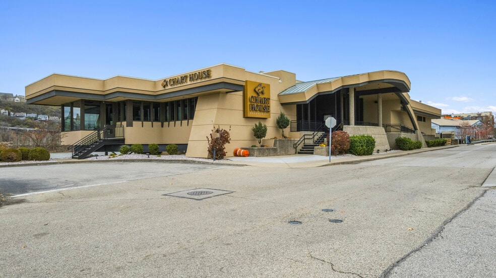 405 Riverboat Row, Newport, KY for sale - Building Photo - Image 3 of 9