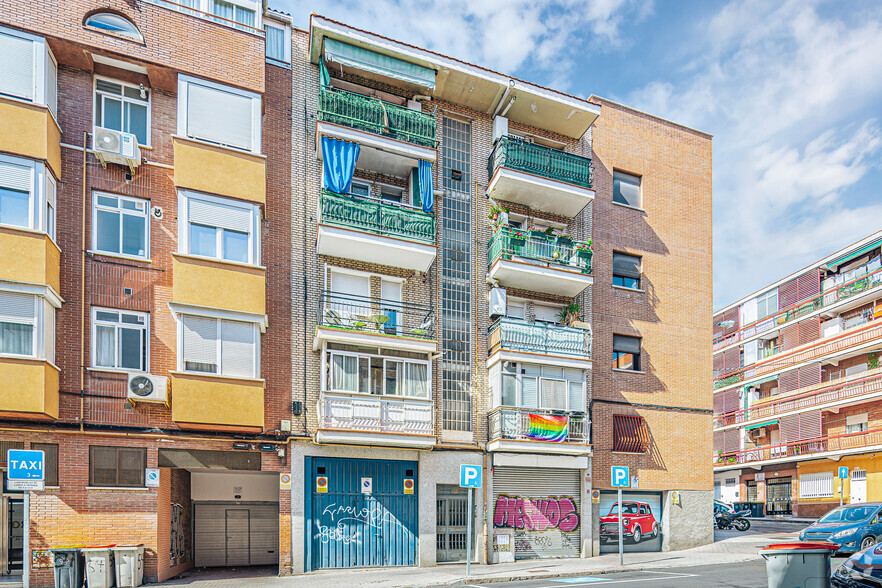 Calle José María Pereda, 52, Madrid, Madrid for sale - Primary Photo - Image 1 of 2