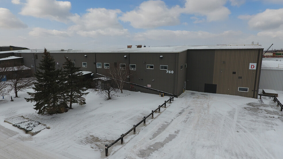 770 Pandora Av E, Winnipeg, MB for lease - Building Photo - Image 2 of 13