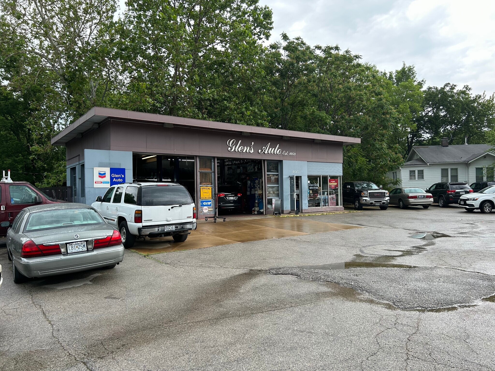 9465 Midland Blvd, Overland, MO 63114 Glen's Auto Repair Service
