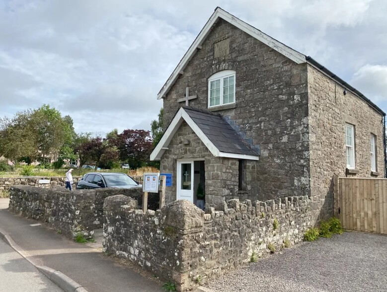 Trelleck Methodist Church, Monmouth for sale - Primary Photo - Image 1 of 5