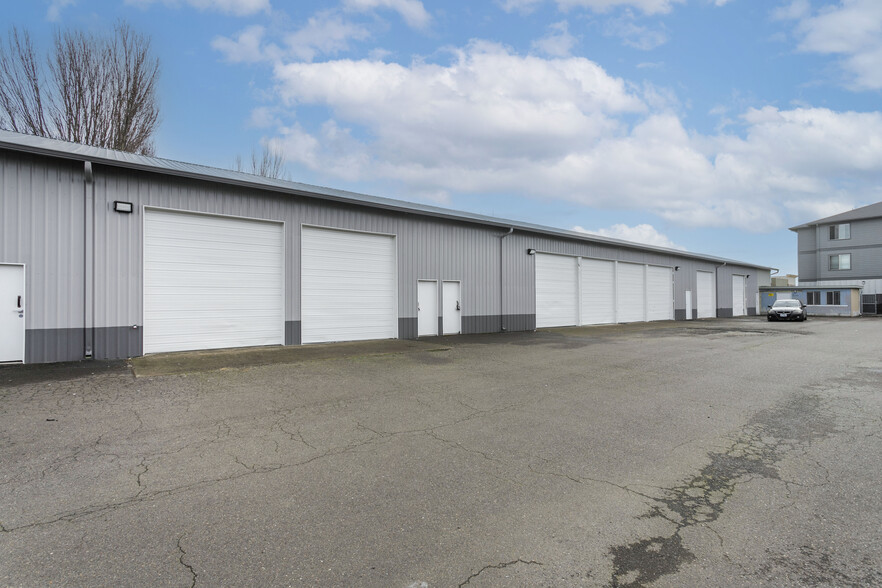 3790 Silverton Rd NE, Salem, OR for lease - Building Photo - Image 3 of 14