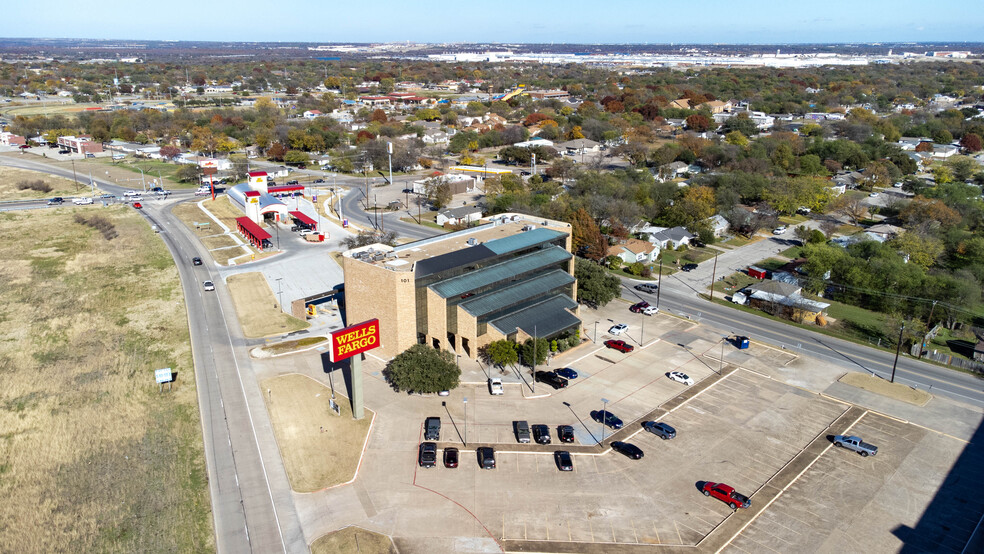 101 S Jim Wright Fwy, White Settlement, TX for lease - Building Photo - Image 2 of 14