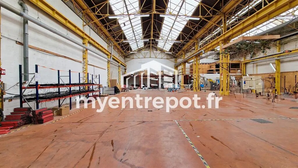 Flex in Marseille for lease Building Photo- Image 1 of 9