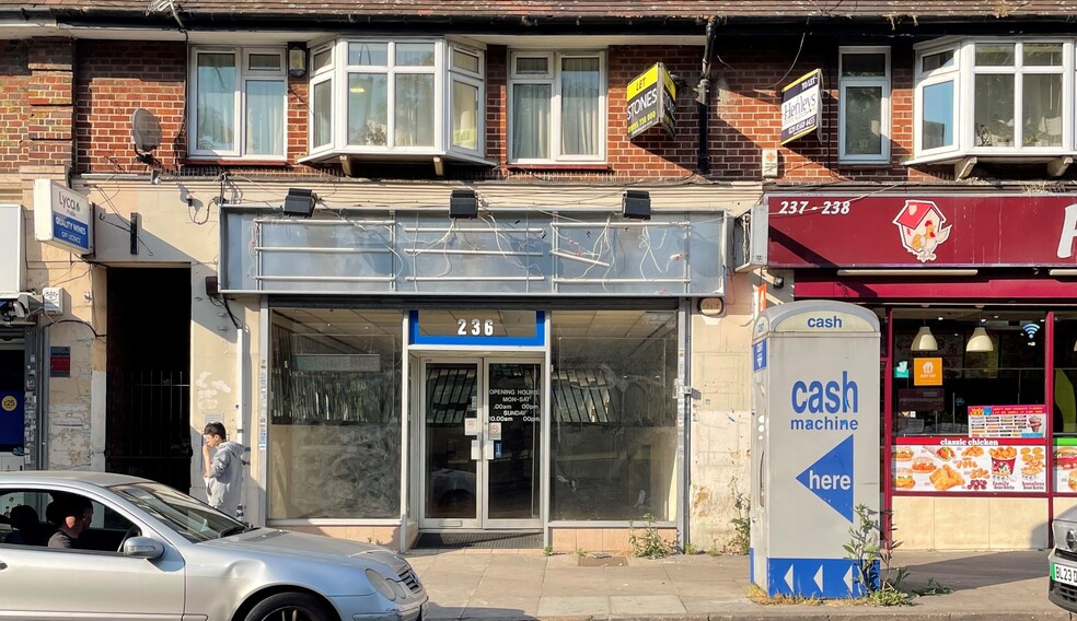 High Street, Uxbridge for sale - Primary Photo - Image 1 of 1