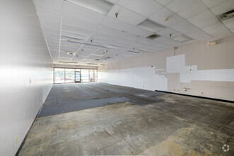 200 Market Dr, Emporia, VA for lease Interior Photo- Image 2 of 4