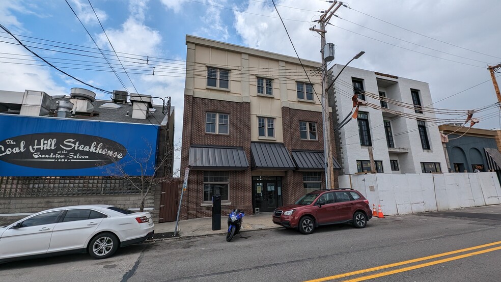 1208 Grandview Ave, Pittsburgh, PA for sale - Building Photo - Image 1 of 20