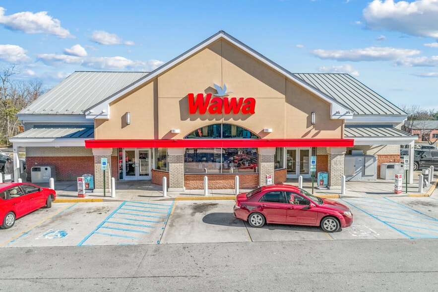 11021 Iron Bridge Rd, Chester, VA for sale - Building Photo - Image 1 of 1