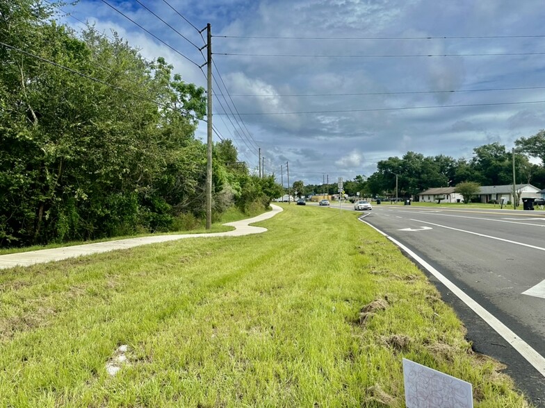 1250 Ocoee-Apopka Rd, Apopka, FL for sale - Building Photo - Image 2 of 8