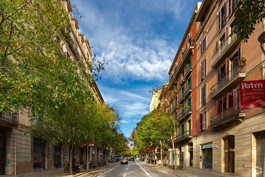 Carrer de Roger de Llúria, 44, Barcelona, Barcelona for lease - Building Photo - Image 3 of 3