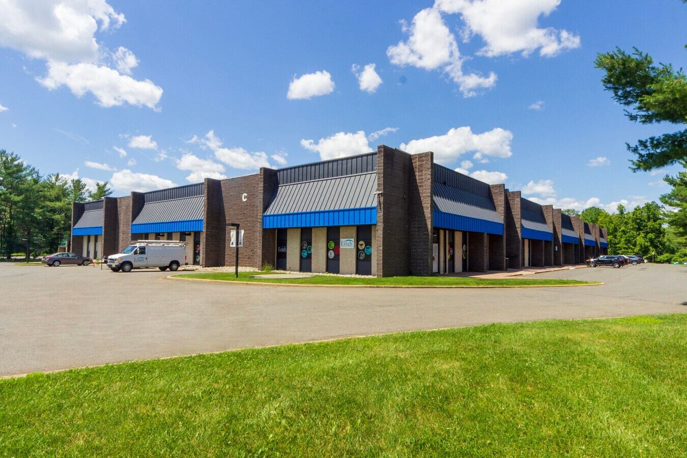 45 Everett Dr, Princeton Junction, NJ 08550