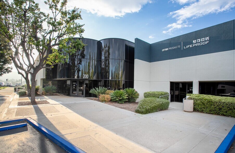 15110 Avenue of Science, San Diego, CA for sale - Primary Photo - Image 1 of 1