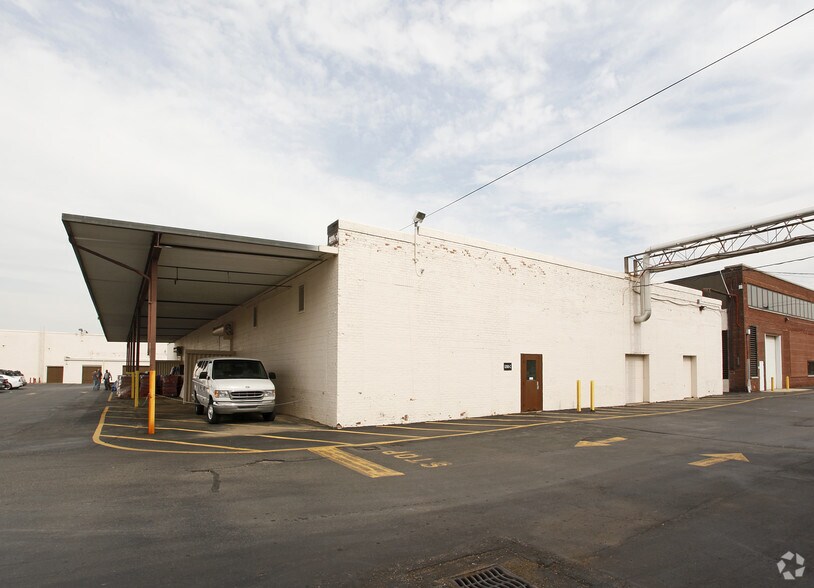 1200 Oakman Blvd, Detroit, MI for sale - Primary Photo - Image 1 of 1