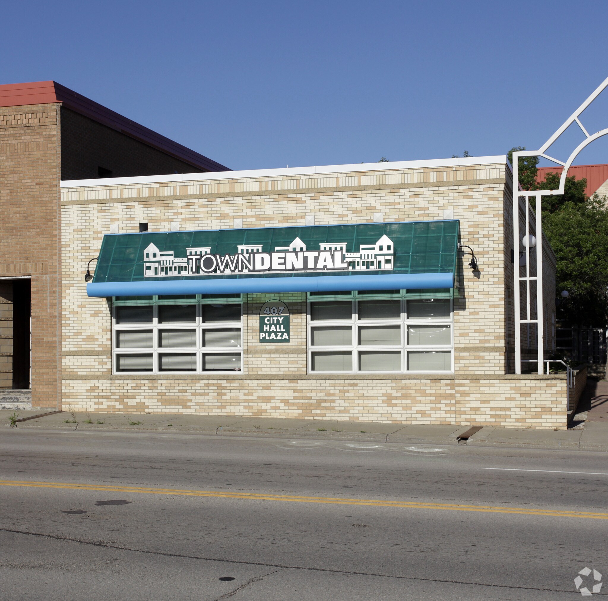 407 N Chestnut St, Chaska, MN for sale Building Photo- Image 1 of 1