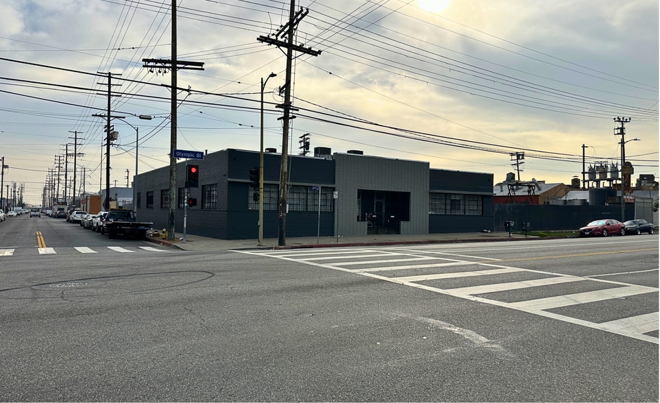 3458-3460 E Olympic Blvd, Los Angeles, CA for lease - Building Photo - Image 1 of 8