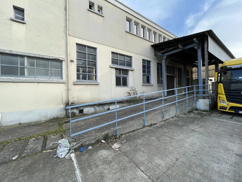 23 Rue De Stalingrad, Bobigny for lease - Building Photo - Image 2 of 2