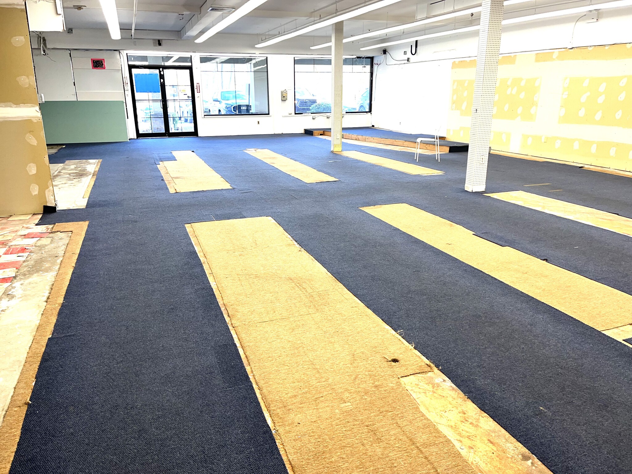 719 W Nyack Rd, West Nyack, NY for lease Interior Photo- Image 1 of 9