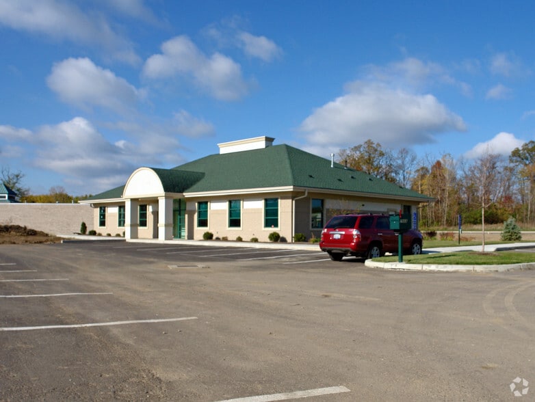 7668 Paragon Rd, Dayton, OH 45459 Office for Sale